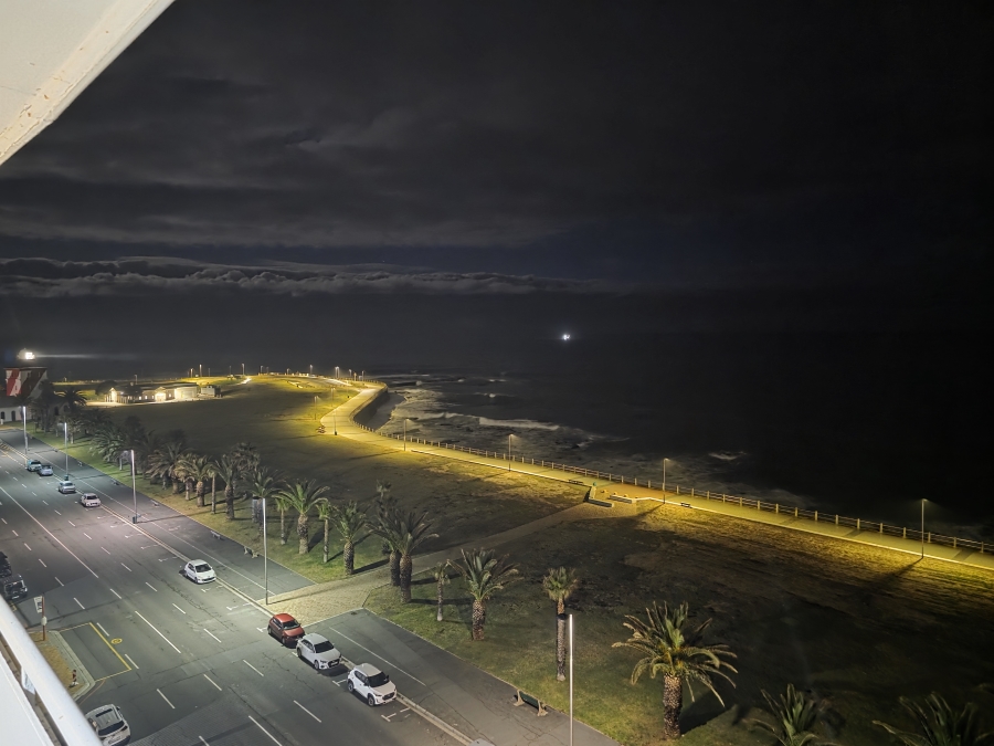 2 Bedroom Property for Sale in Mouille Point Western Cape